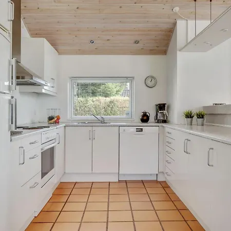 Feriehus Wreth - 300m From The Sea In Funen By Interhome