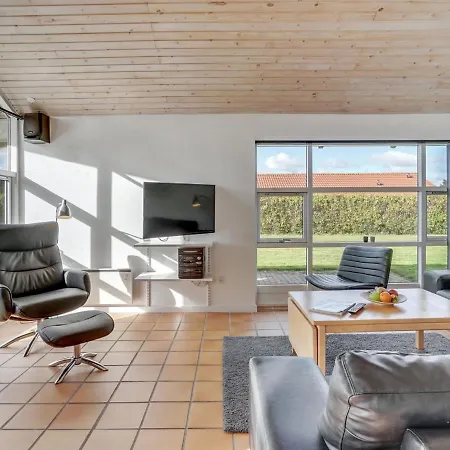 Feriehus Wreth - 300m From The Sea In Funen By Interhome
